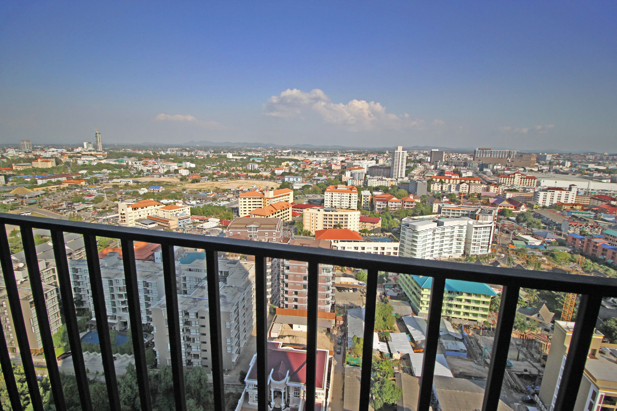 Centric Sea By Pattaya Holiday Landkreis Landkreis Bang Lamung Exterior foto