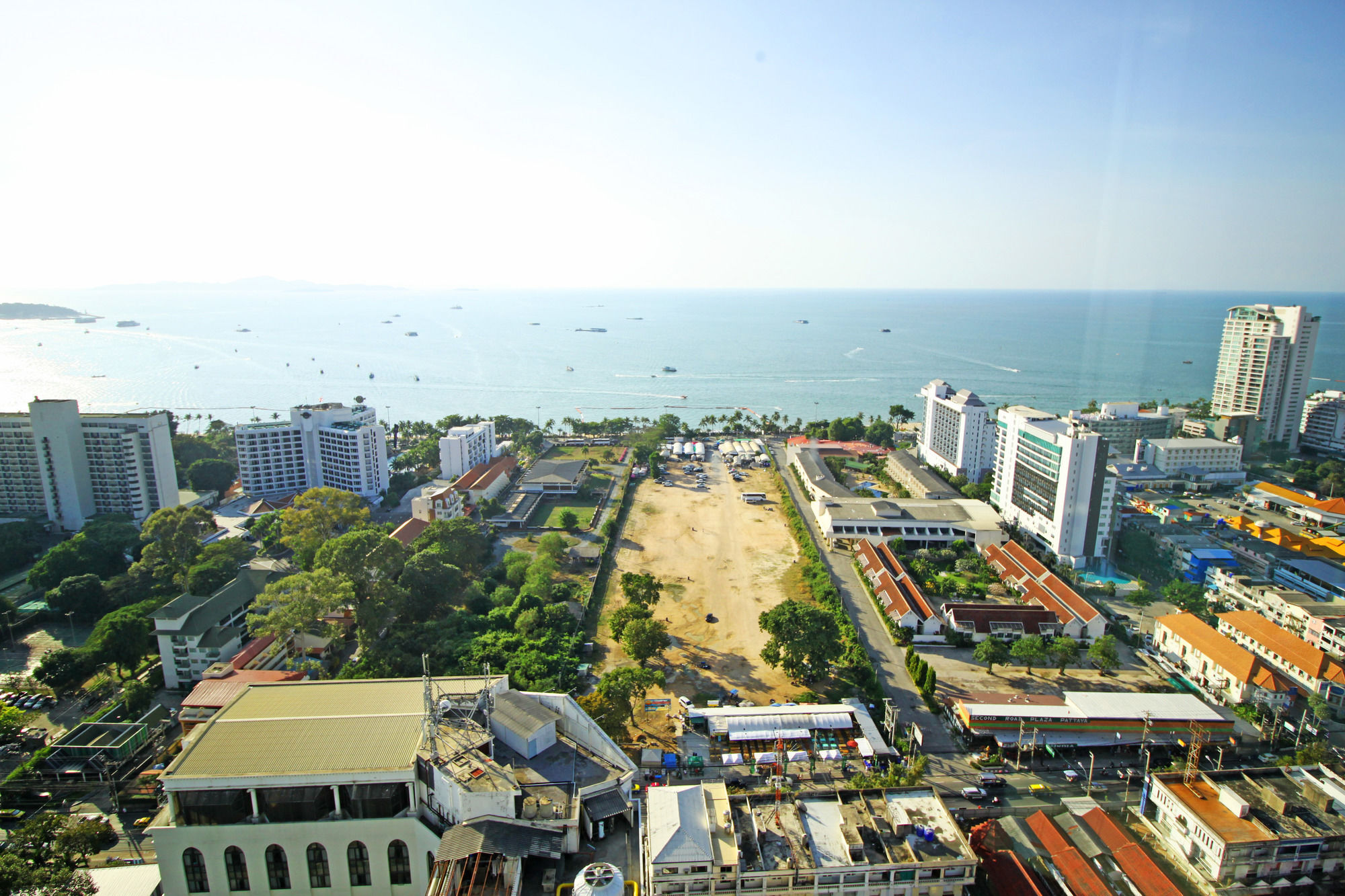 Centric Sea By Pattaya Holiday Landkreis Landkreis Bang Lamung Exterior foto